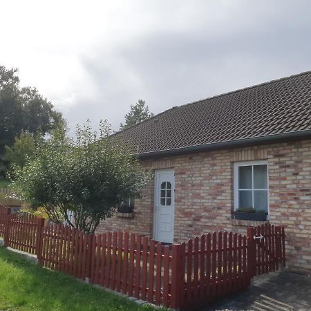 Ferienwohnungen Ruegen-Glueck Lohme Exterior photo